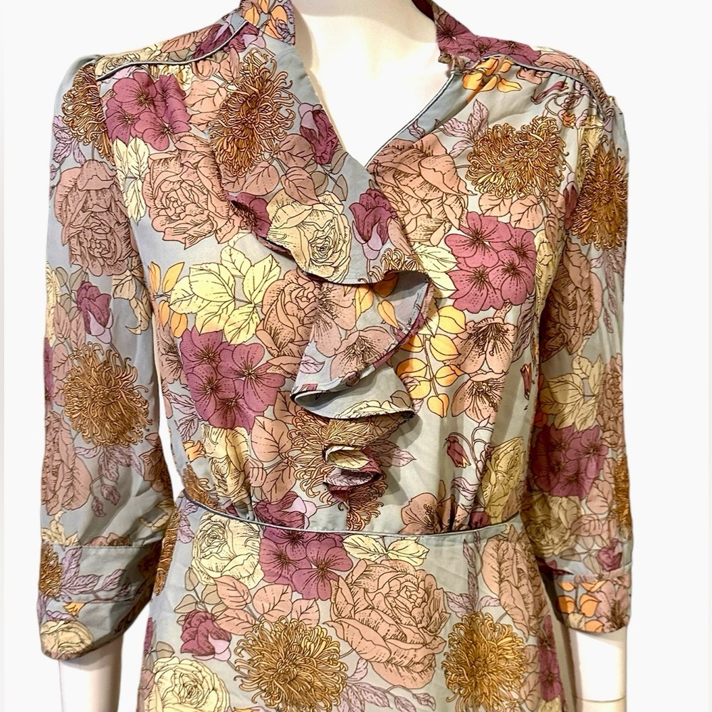 JG Hook Vintage Floral Dress with Ruffle Detail. - Picture 6 of 9